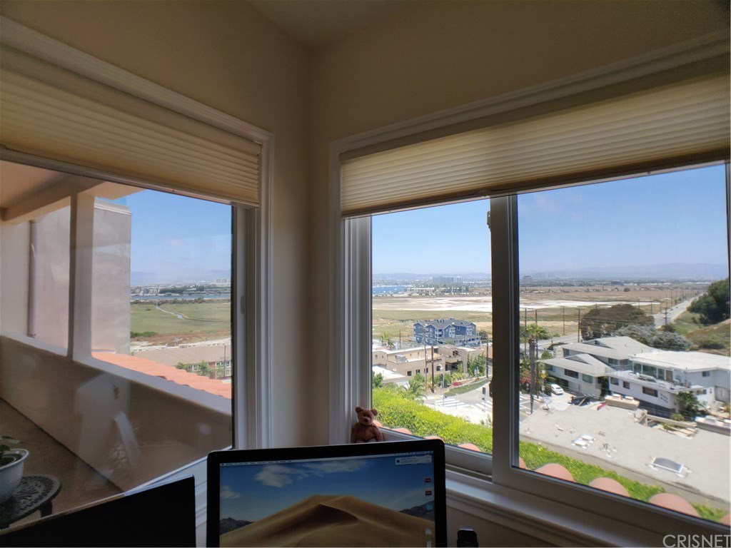 367 Fowling Street Playa del Rey, CA 90293 - Photo 40 of 63 Gallery Image 40