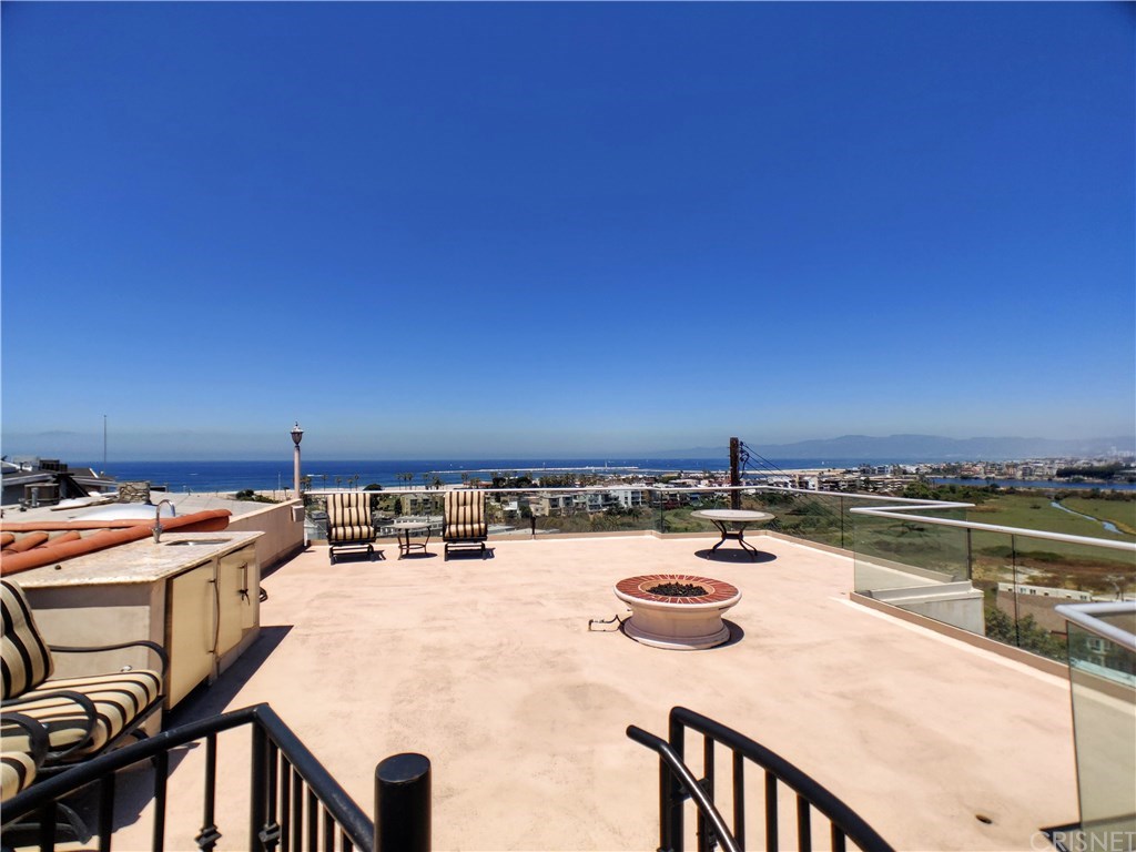 367 Fowling Street Playa del Rey, CA 90293 - Photo 57 of 63 Gallery Image 57