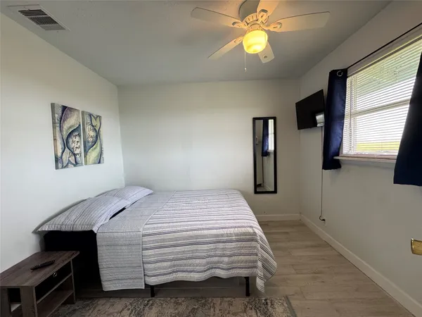$230,900 | 332 Seacoast Drive, Freeport, TX 77541