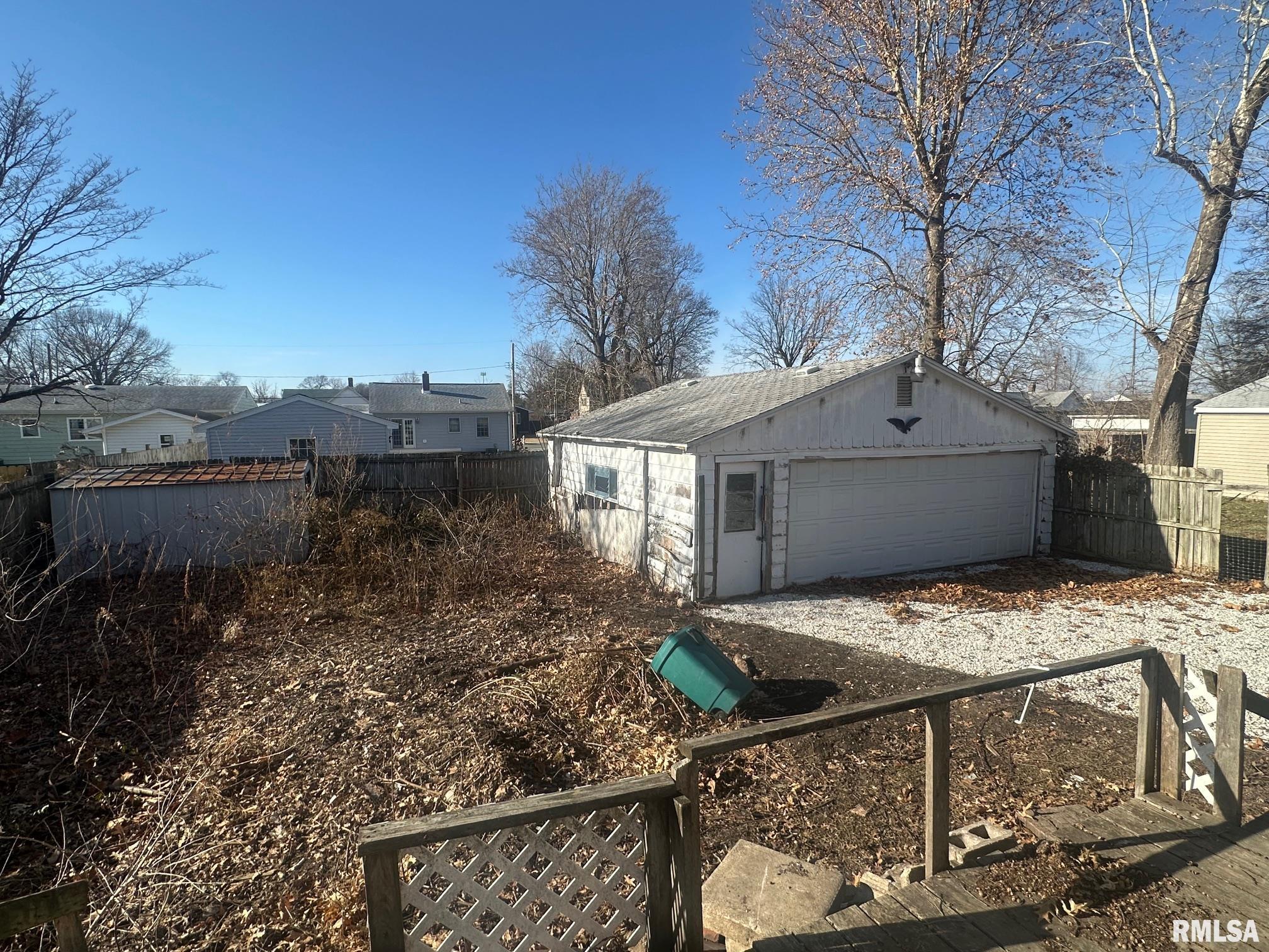 979 North Prairie Street Jacksonville, IL 62650 - Photo 2 of 2