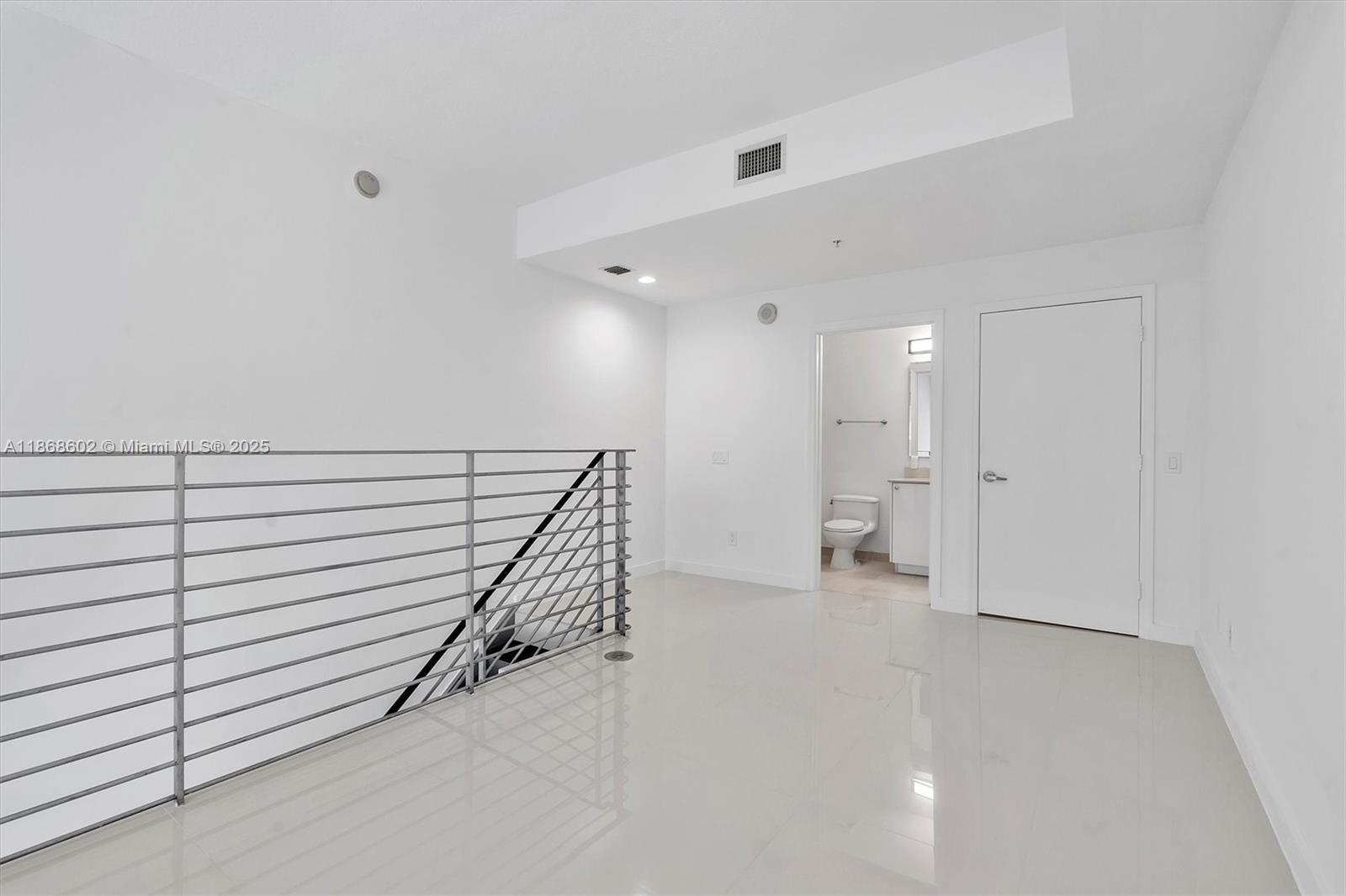 60 Southwest 13th Street, Unit 2420 Miami, FL 33130 - Photo 16 of 33 a view of an empty room