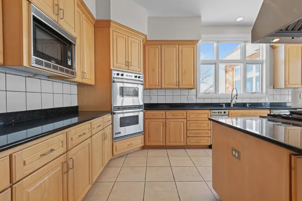 $1,150,000 | 5241 Yvette Street, Loretto, MN 55357