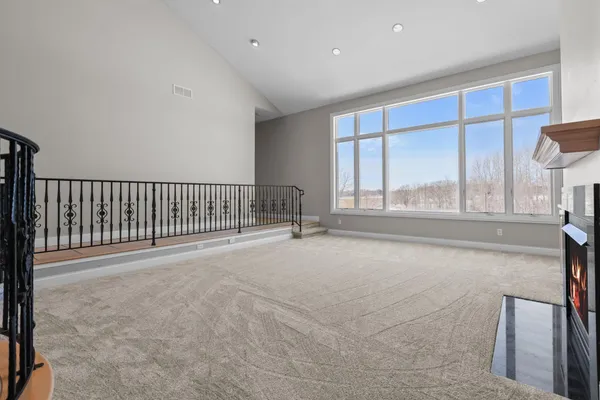 $1,150,000 | 5241 Yvette Street, Loretto, MN 55357