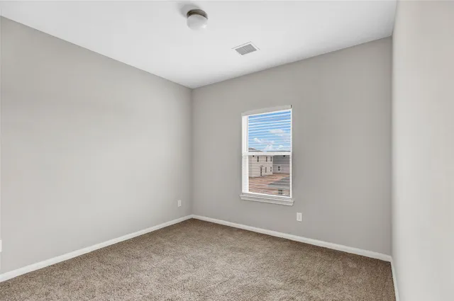 $1,800 | 126 County Road-5102C, Cleveland, TX 77327