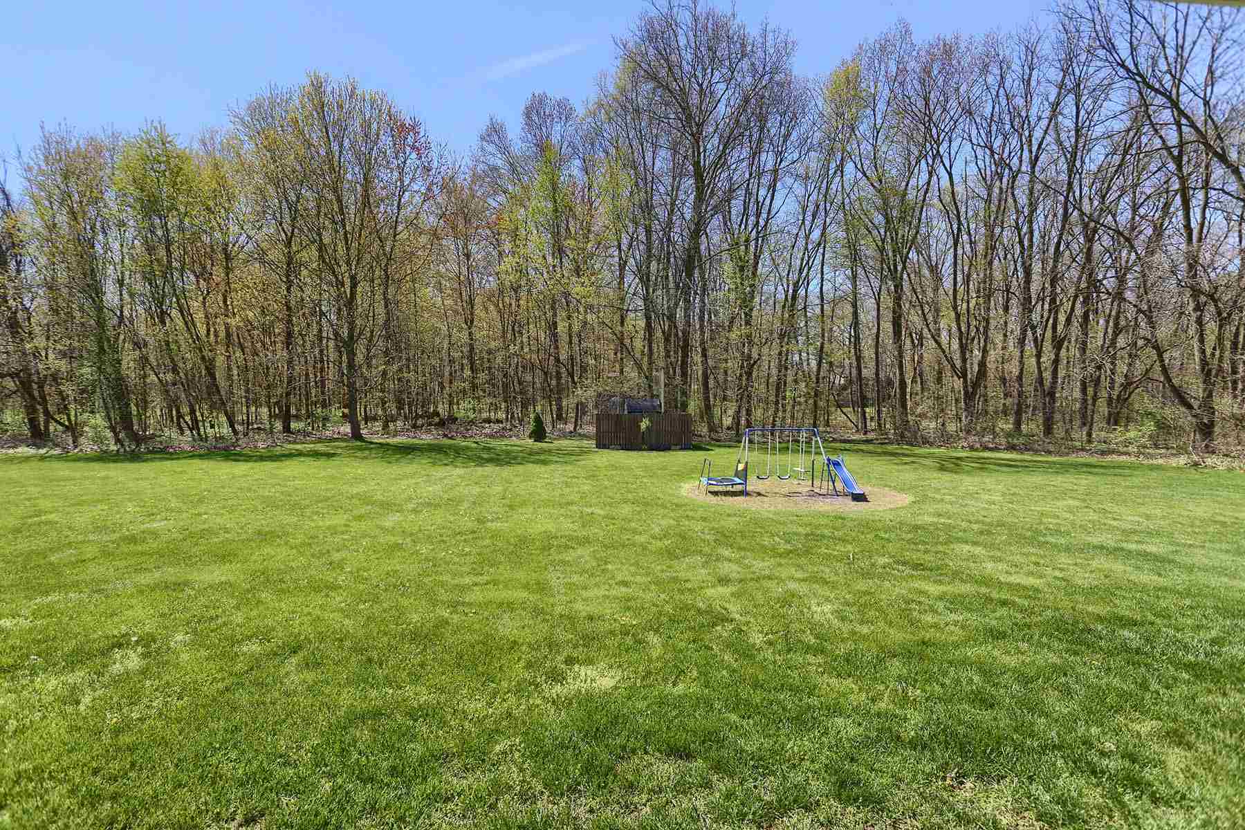 231 West Levi Lee Road Warsaw, IN 46582 - Photo 27 of 36 Gallery Image 27