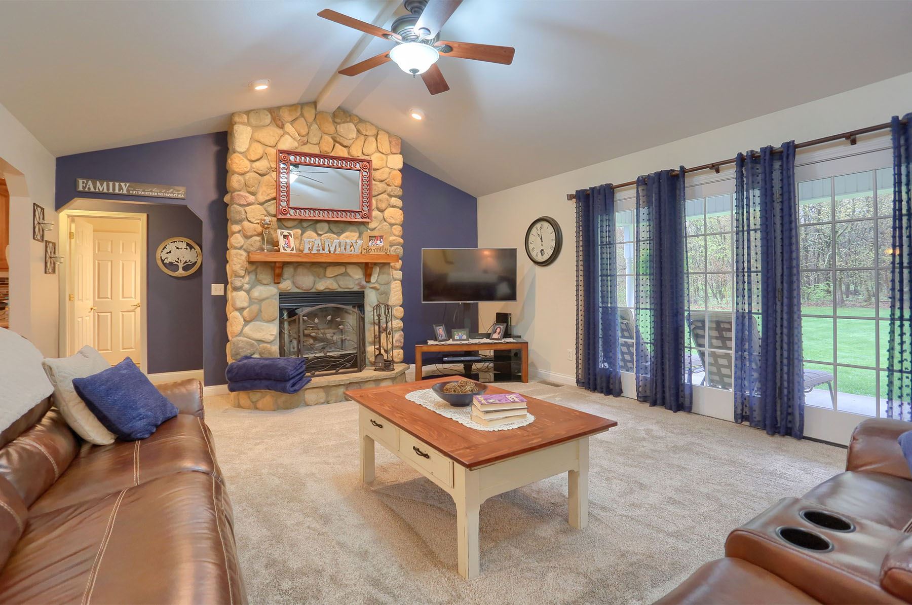 231 West Levi Lee Road Warsaw, IN 46582 - Photo 7 of 36 Gallery Image 7