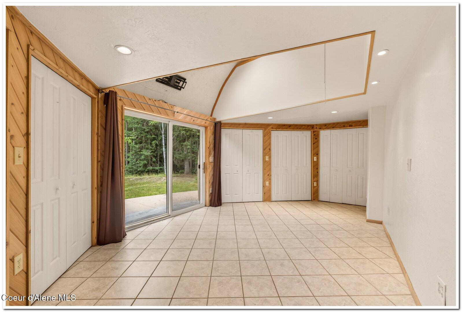 159 Tower Road Naples, ID 83847 - Photo 15 of 50 16 Primary Bedroom surrounded by Closets