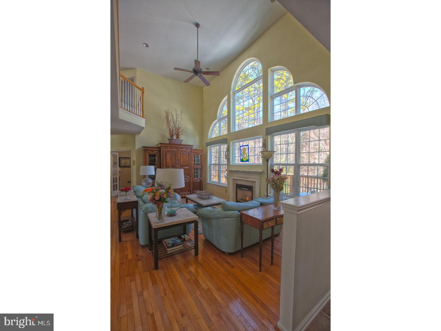 18 Box Turtle Lane Sicklerville, NJ 08081 - Photo 4 of 24 Family Room