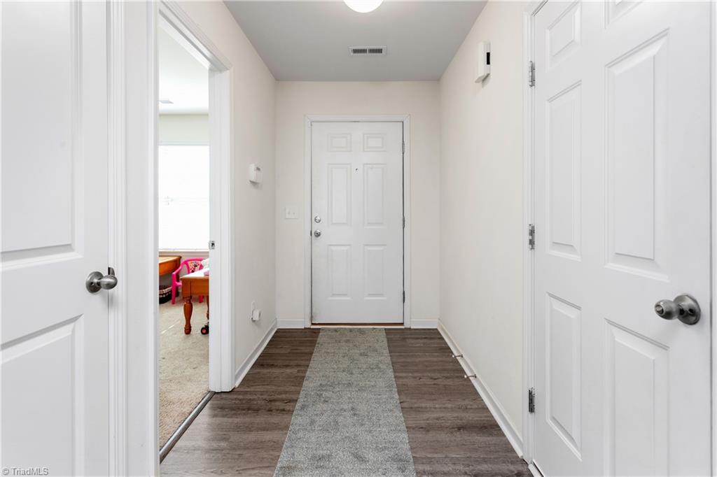 6413 Bentbrush Street Rural Hall, NC 27045 - Photo 5 of 31 Gallery Image 5