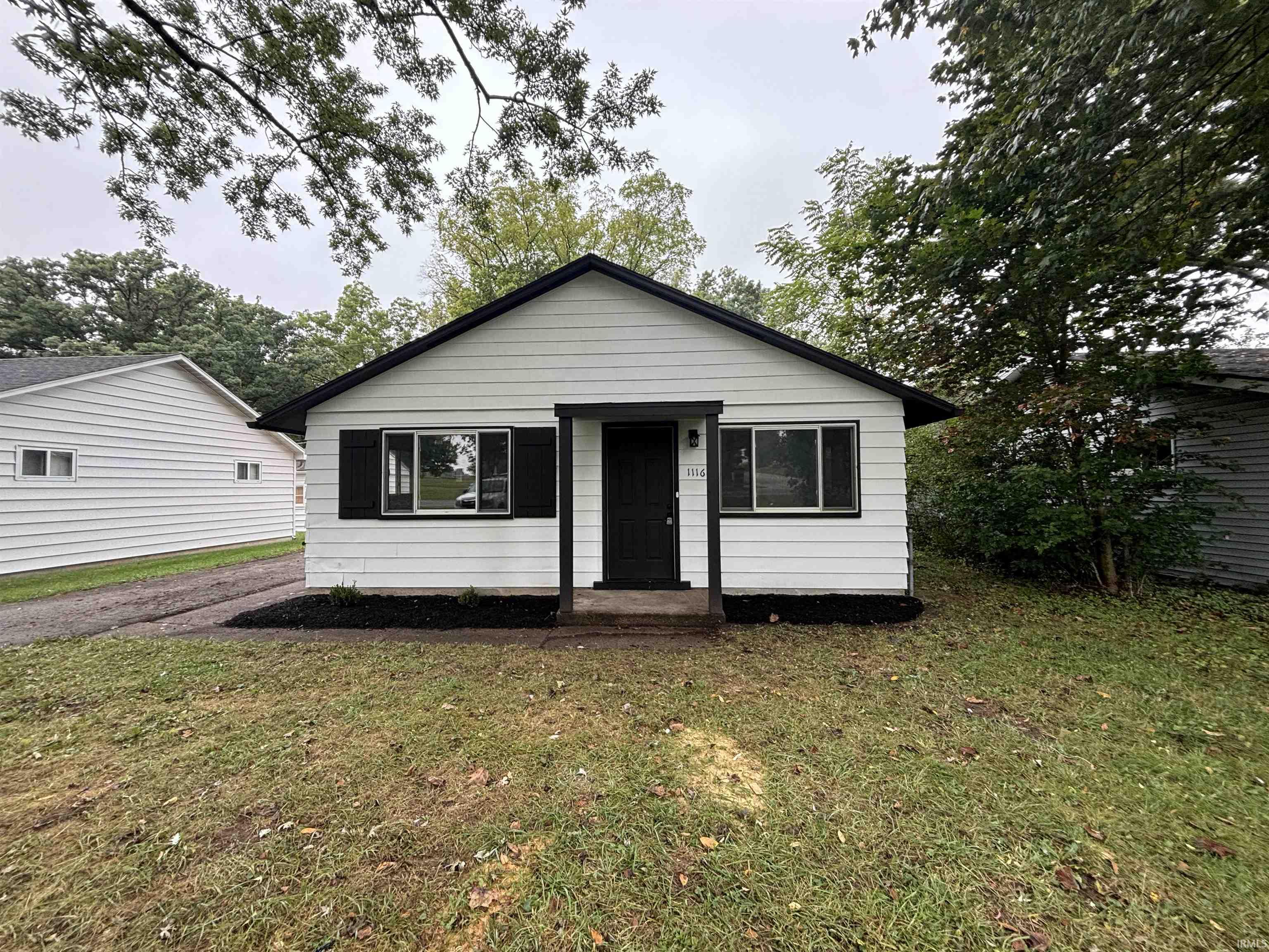 1116 Hartzell Road New Haven, IN 46774 - Photo 1 of 14 Gallery Image 1