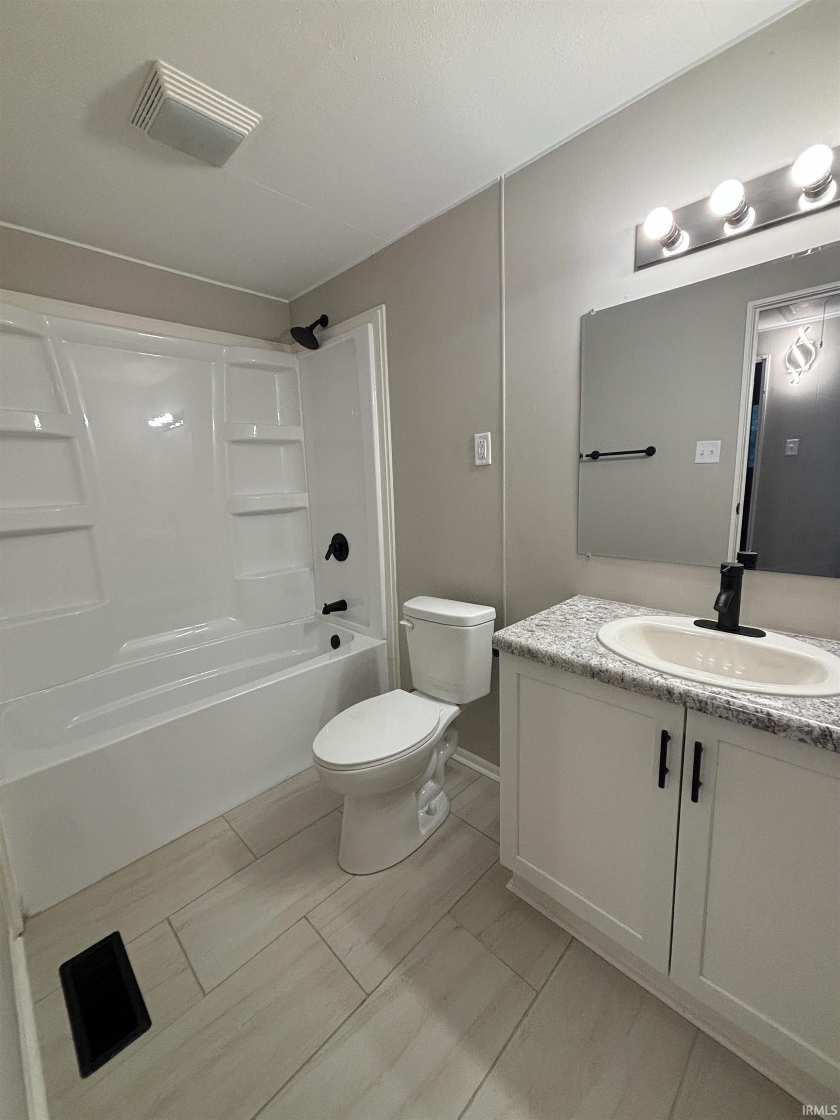 1116 Hartzell Road New Haven, IN 46774 - Photo 12 of 14 Gallery Image 12