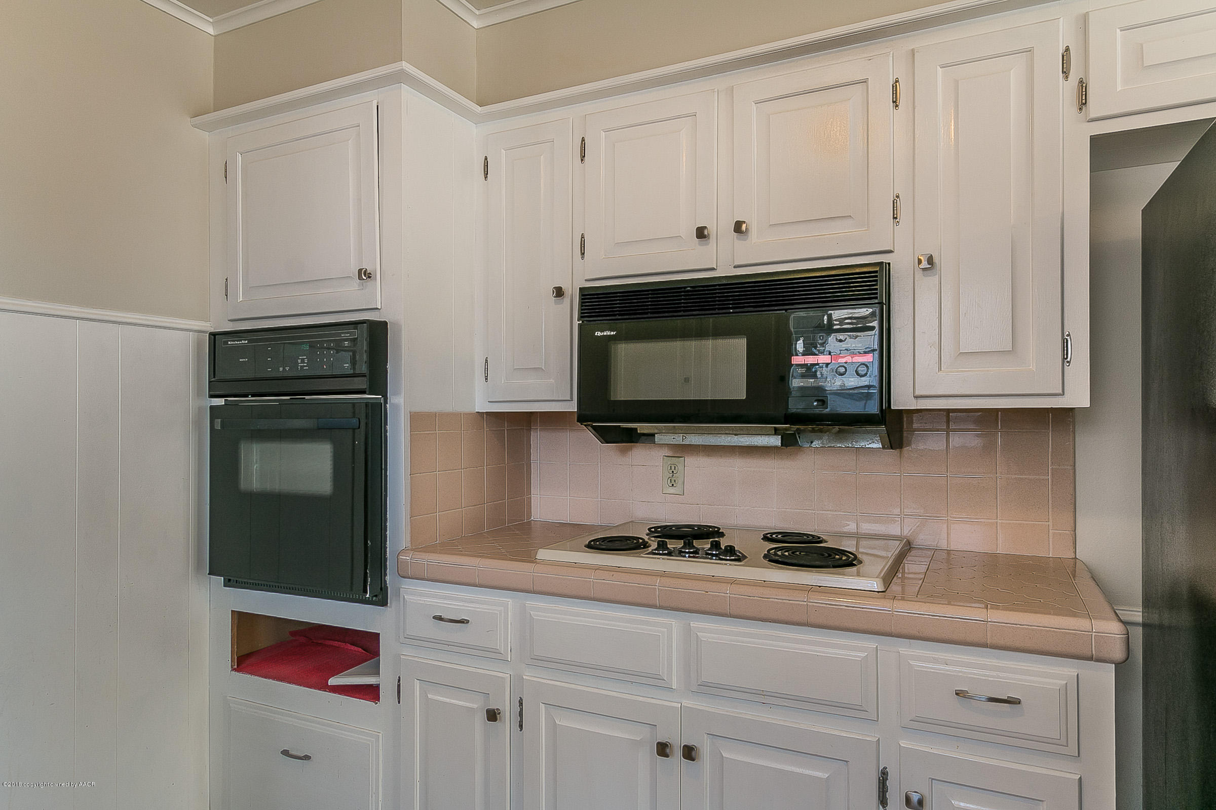 6311 Calumet Road Amarillo, TX 79106 - Photo 9 of 24 Kitchen 3