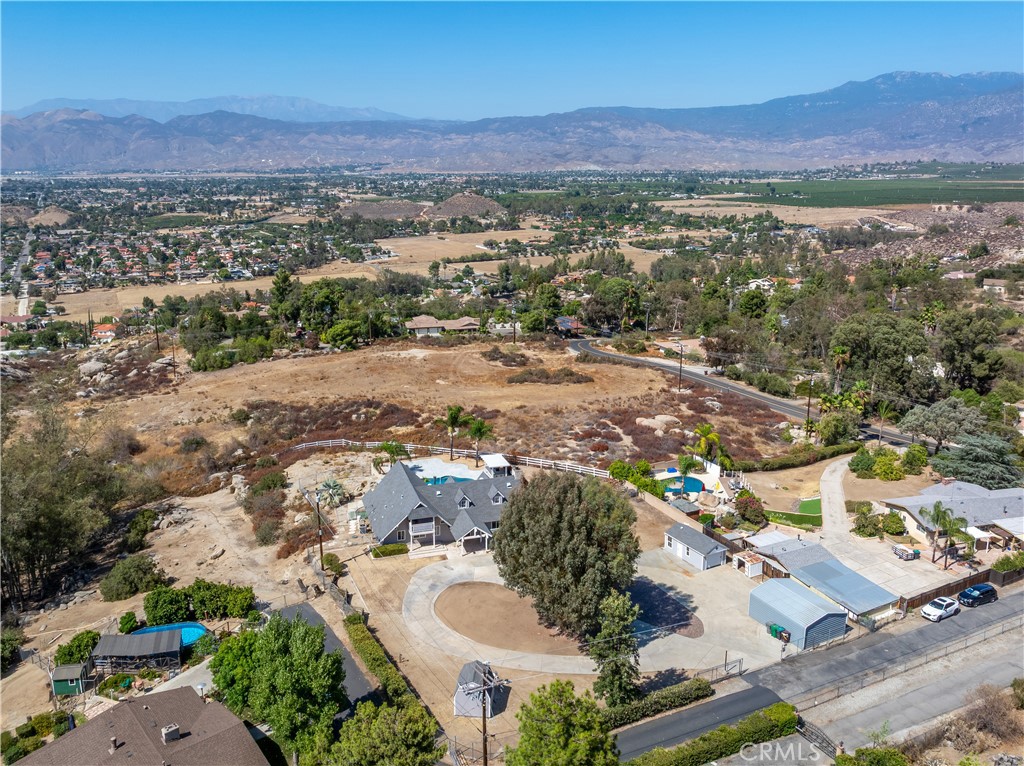 28101 Rawlings Road Hemet, CA 92544 - Photo 48 of 54 Gallery Image 48