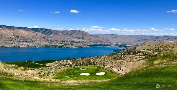 $465,000 | 808 West Manson Highway, Unit B201, Chelan, WA 98816