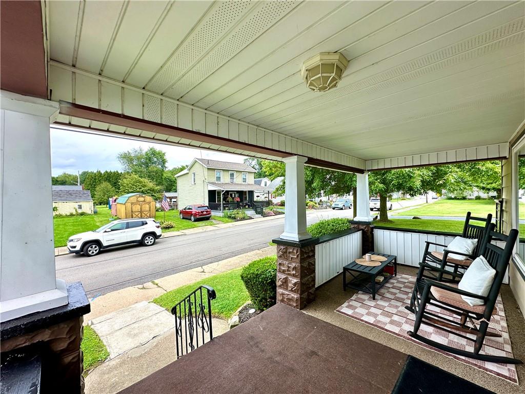 1028 Dewey Avenue New Castle, PA 16101 - Photo 6 of 38 Gallery Image 6