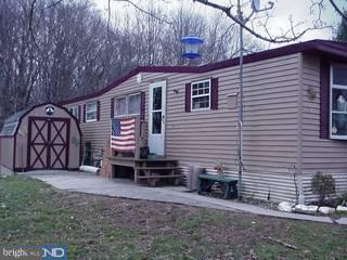 37 Kemp Road Barto, PA 19504 - Photo 2 of 6 Gallery Image 2