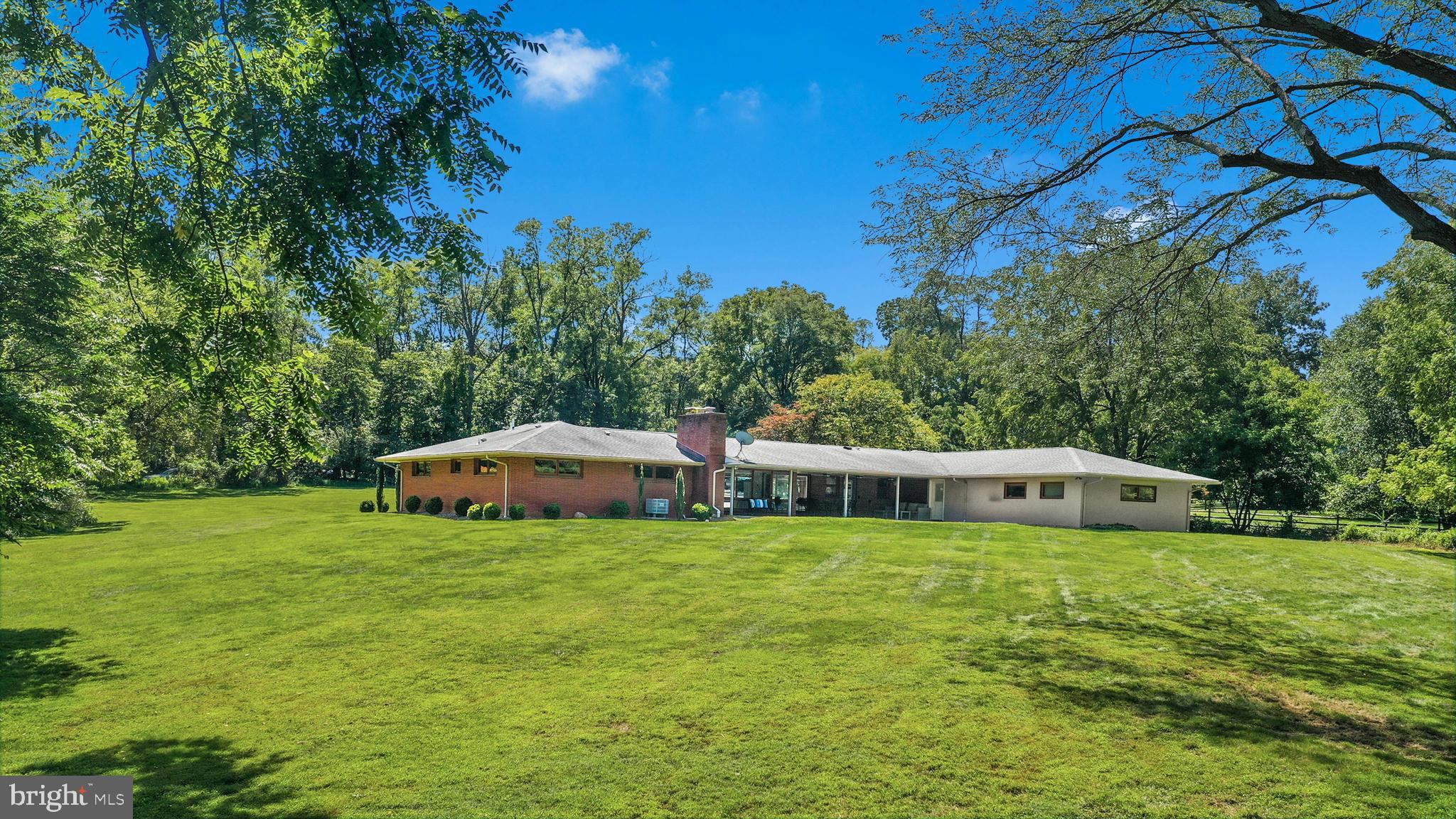 1643 Saucon Valley Road Bethlehem, PA 18015 - Photo 36 of 44 Gallery Image 36
