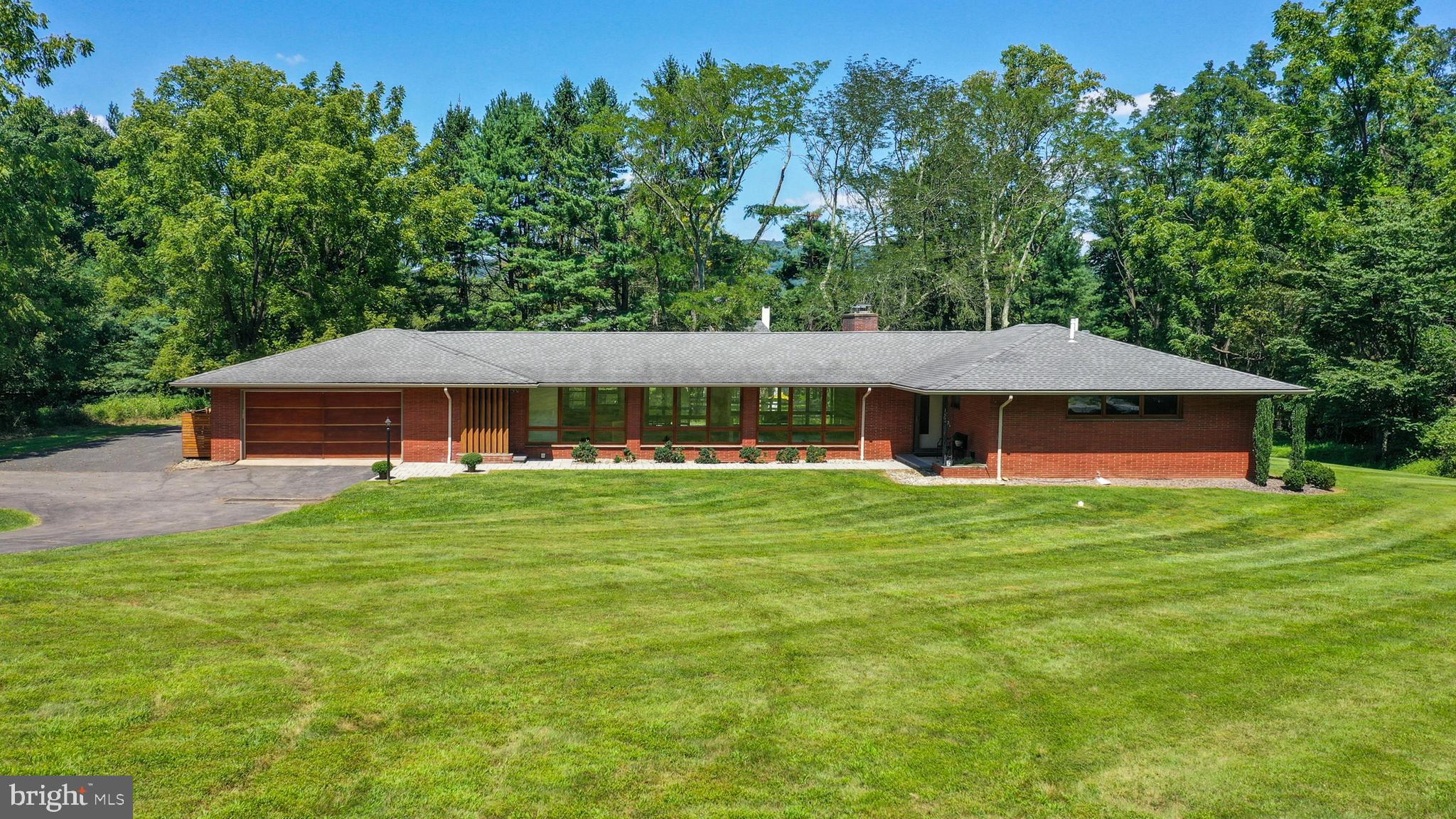 1643 Saucon Valley Road Bethlehem, PA 18015 - Photo 44 of 44 Gallery Image 44