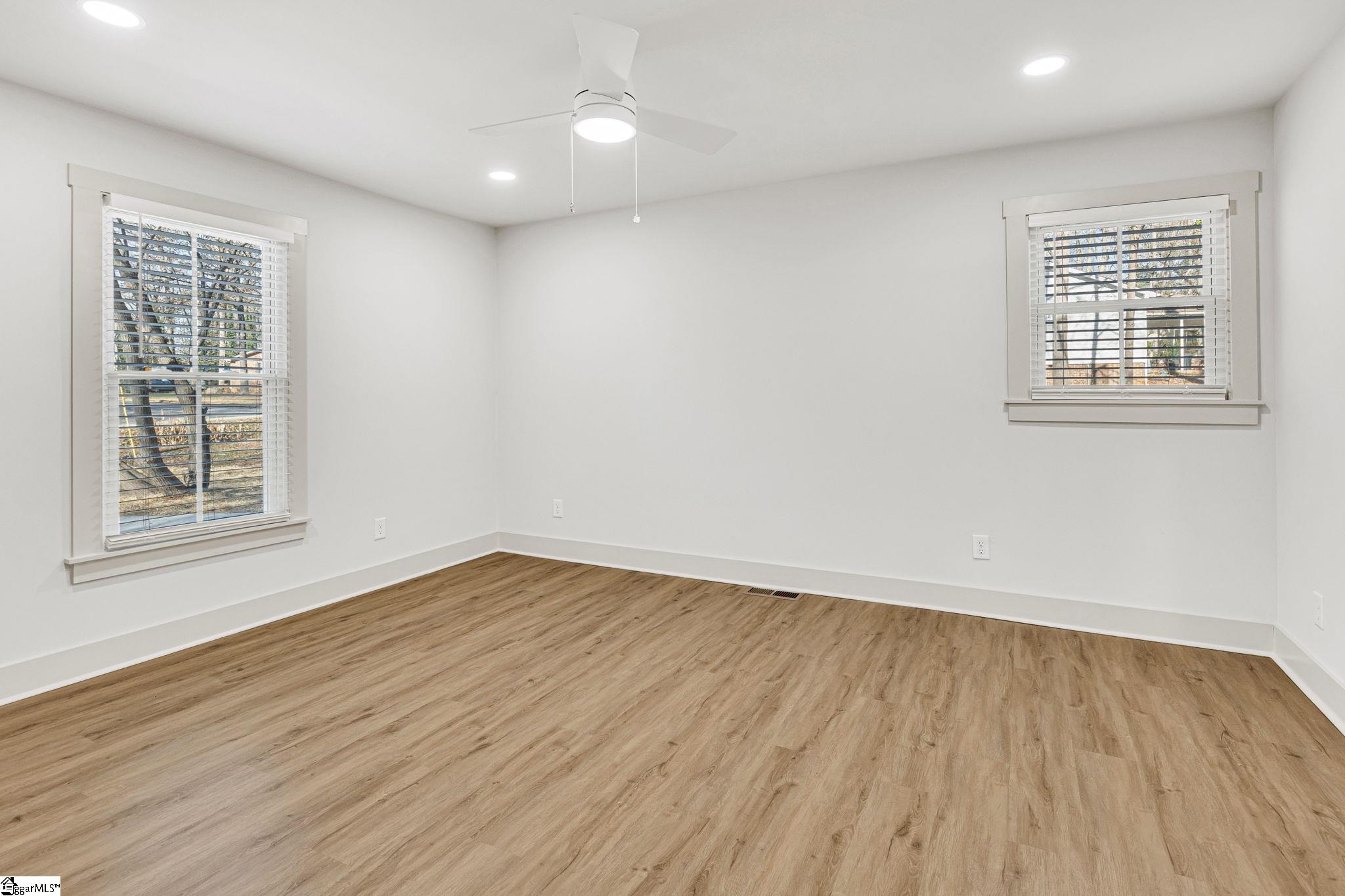 901 Standing Springs Road Greenville, SC 29605 - Photo 22 of 46