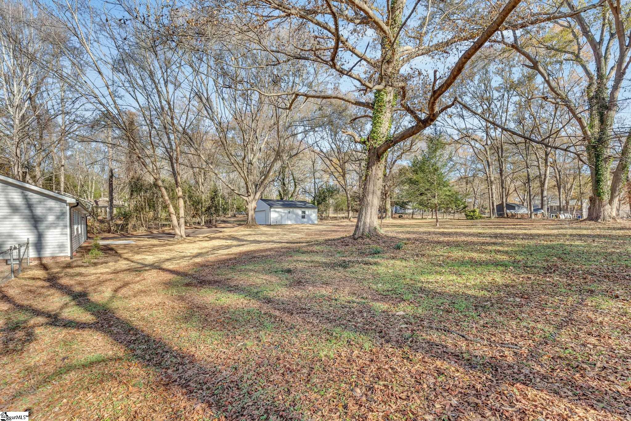 901 Standing Springs Road Greenville, SC 29605 - Photo 34 of 46