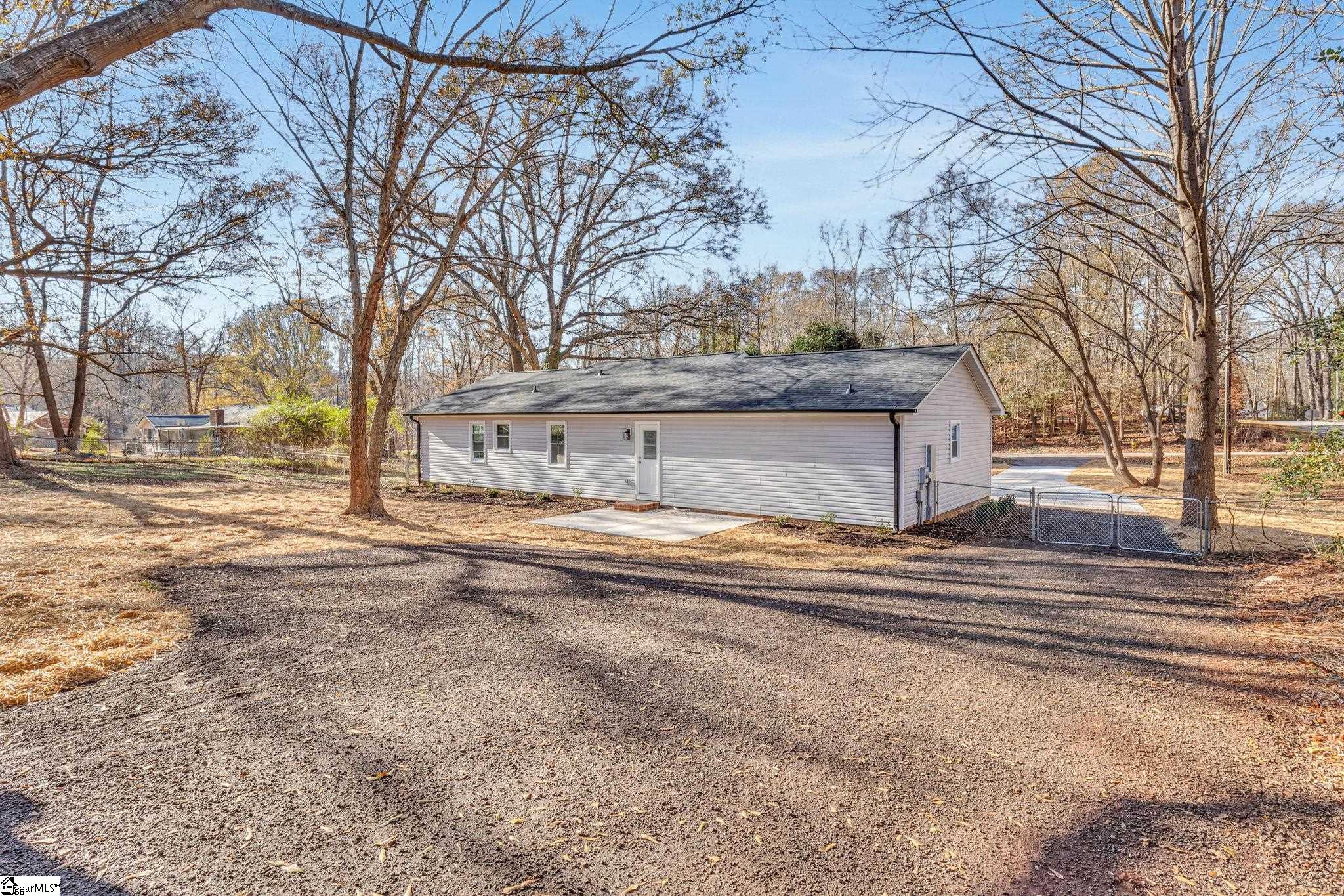 901 Standing Springs Road Greenville, SC 29605 - Photo 45 of 46