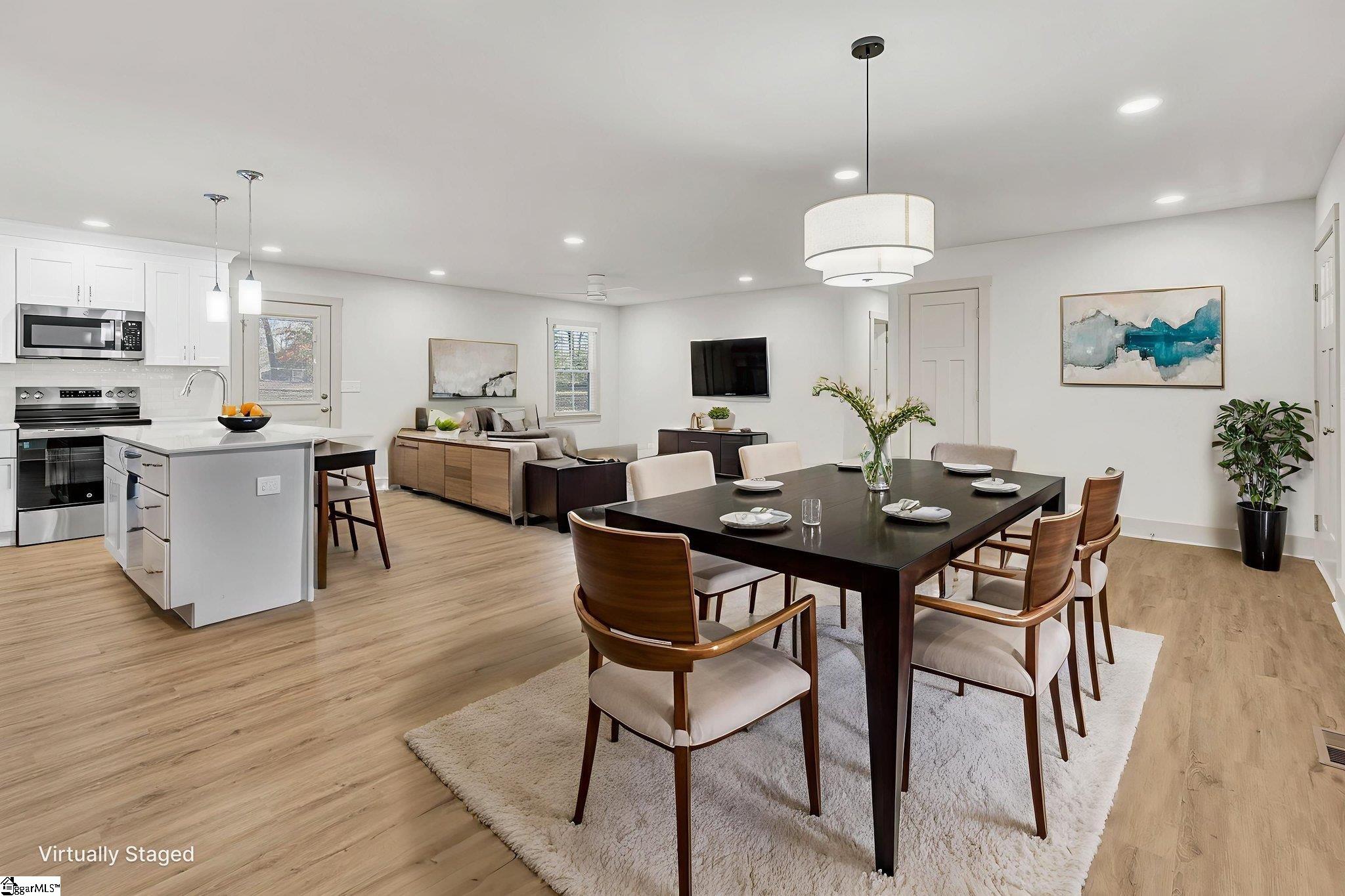 901 Standing Springs Road Greenville, SC 29605 - Photo 9 of 46