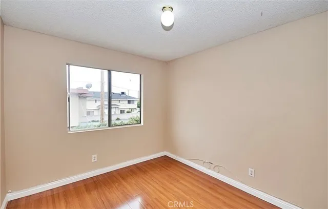 $2,900 | 5021 Peck Road, Unit 8, El Monte, CA 91732