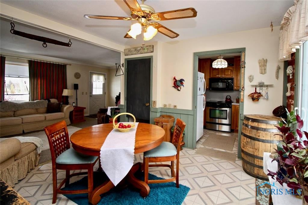 21775 Anderson Road Bowling Green, OH 43402 - Photo 12 of 36 Gallery Image 12