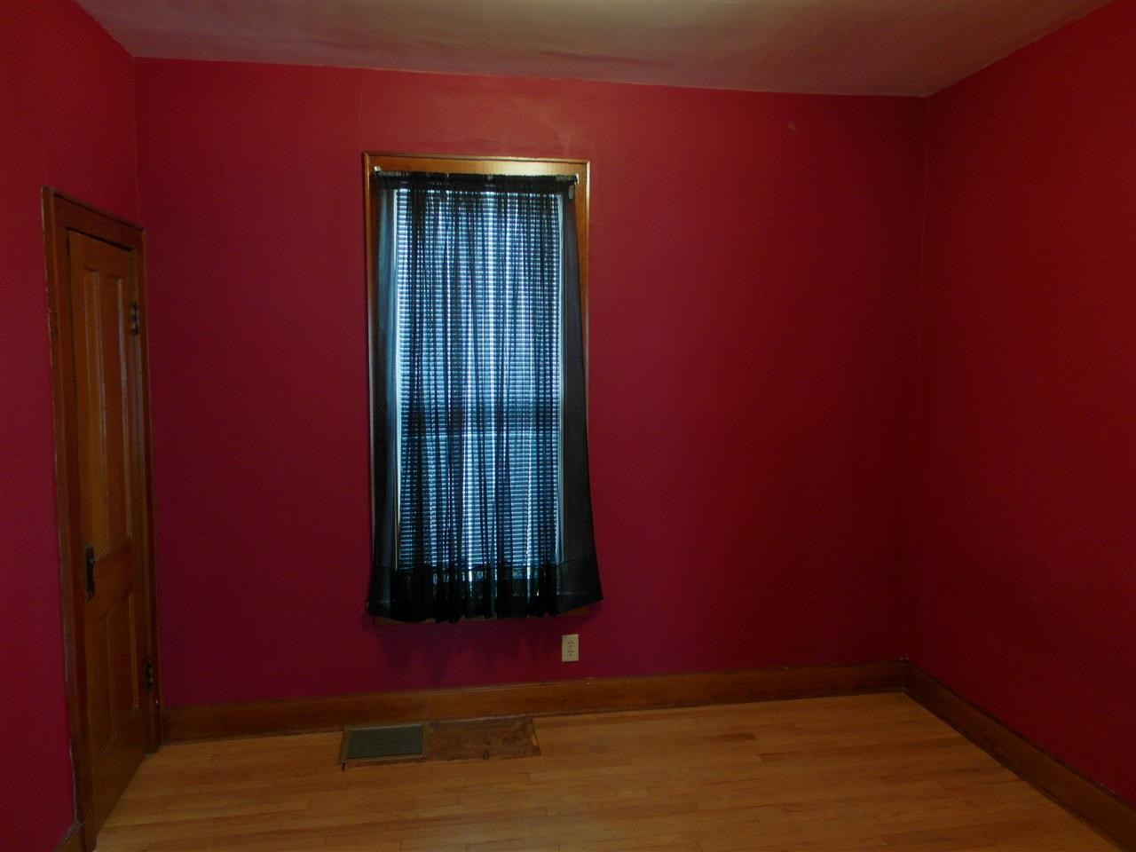 1220 3rd Street Moline, IL 61265 - Photo 8 of 14 Gallery Image 8