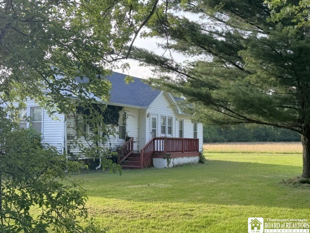 151 West Chestnut Street Dunkirk, NY 14048 - Photo 9 of 32