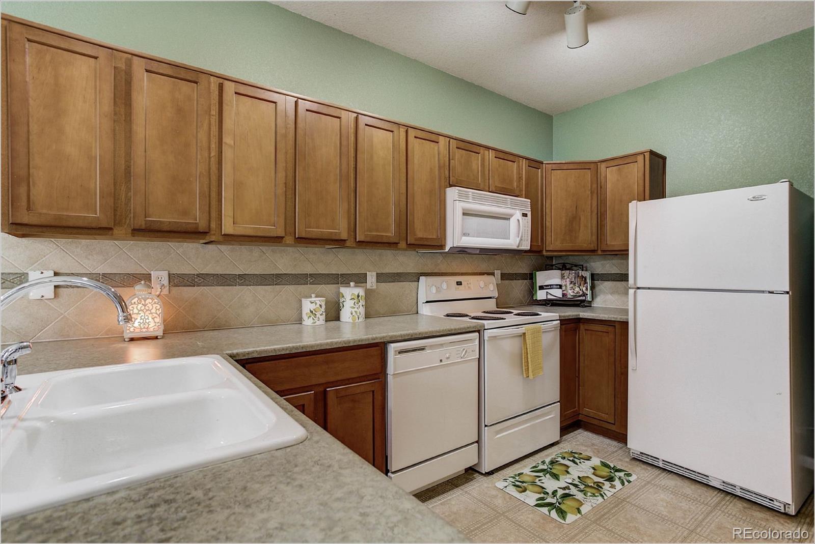 4759 Flower Street Wheat Ridge, CO 80033 - Photo 10 of 29 Gallery Image 10