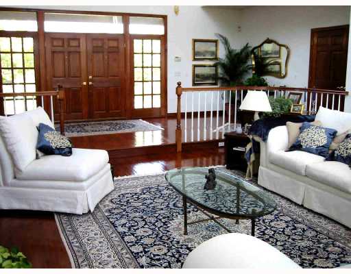 11 Wicklow Road Westerly, RI 02891 - Photo 4 of 8 Living Room.