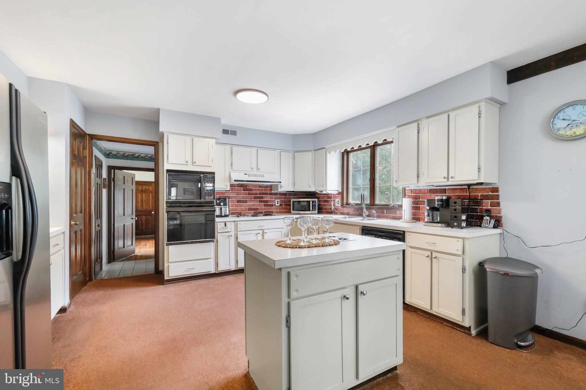 95 Fostertown Road Lumberton, NJ 08048 - Photo 2 of 41 Eat in kitchen