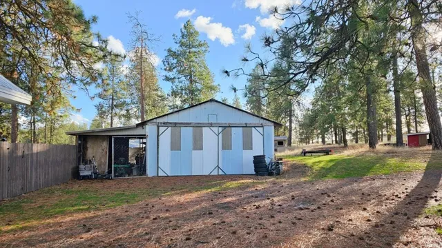 $475,000 | 32311 South North Pine Creek Road, Spangle, WA 99031