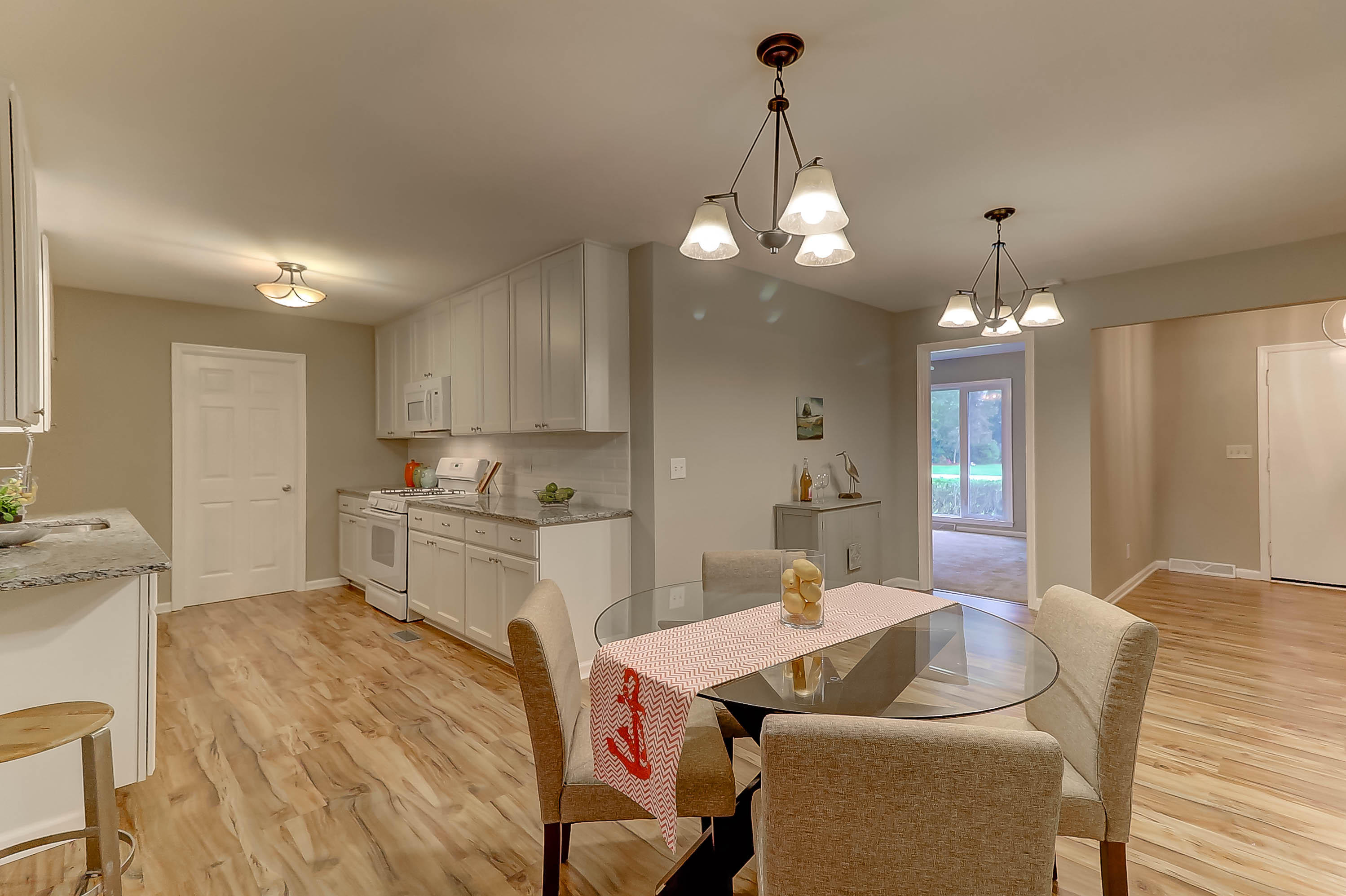 827 Targave Road Charleston, SC 29412 - Photo 5 of 22 827 Targave re (13)