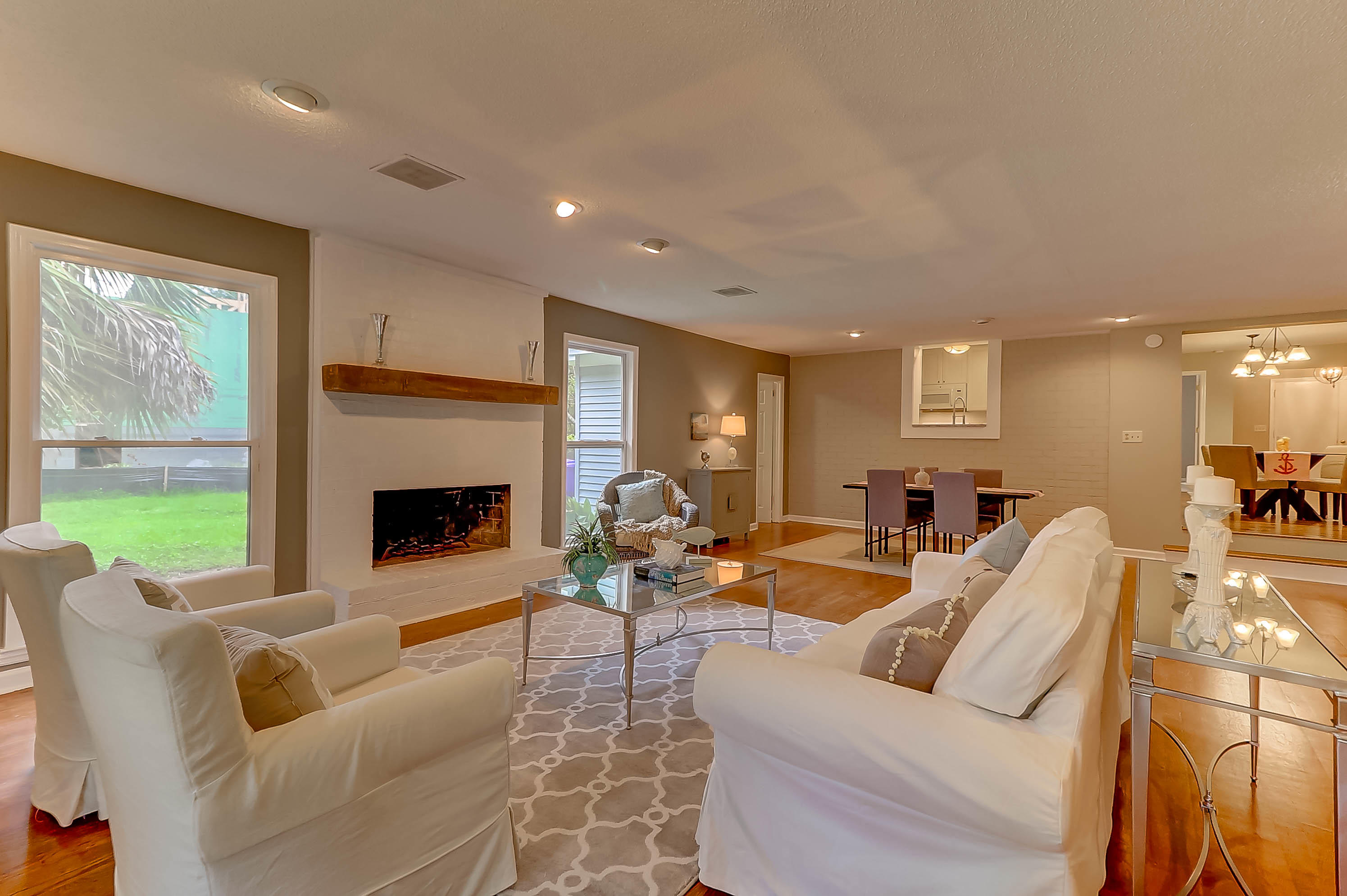 827 Targave Road Charleston, SC 29412 - Photo 8 of 22 827 Targave re (4)