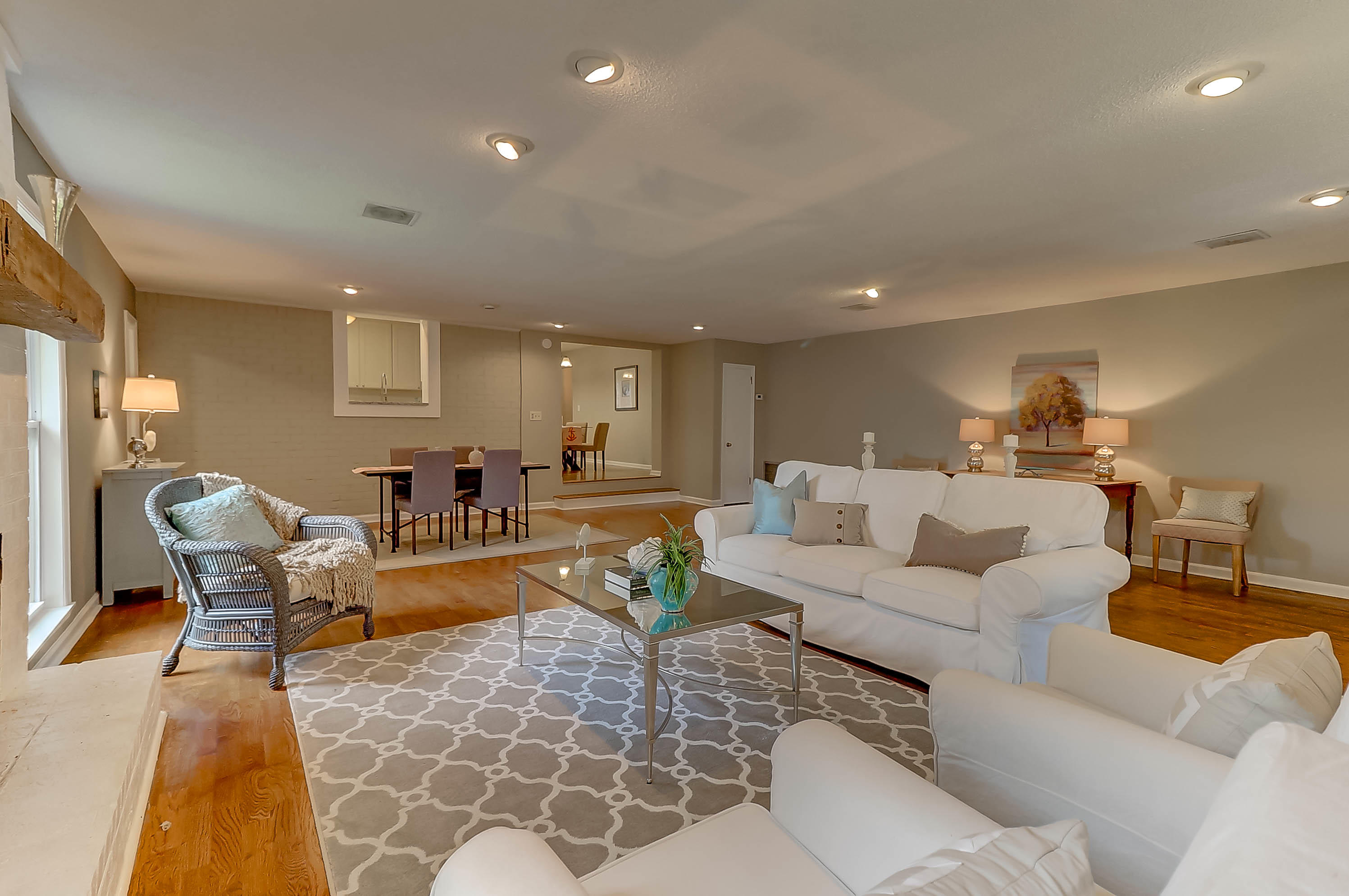 827 Targave Road Charleston, SC 29412 - Photo 9 of 22 827 Targave re (3)