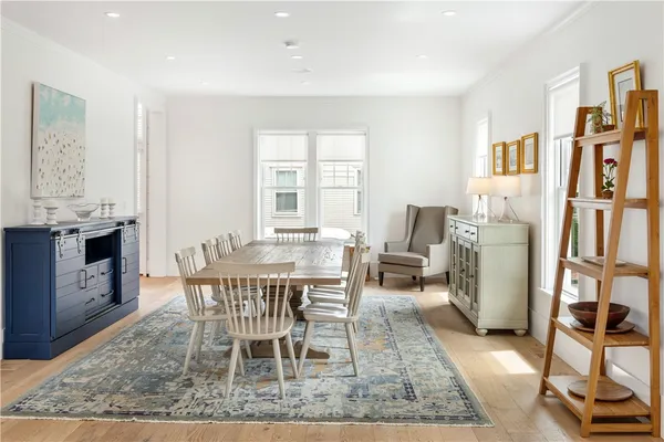 $9,000 | 15 High Street, Newport, RI 02840