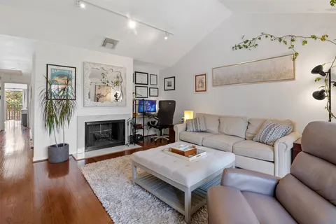 $285,000 | 2829 Timmons Lane, Unit 228, Houston, TX 77027