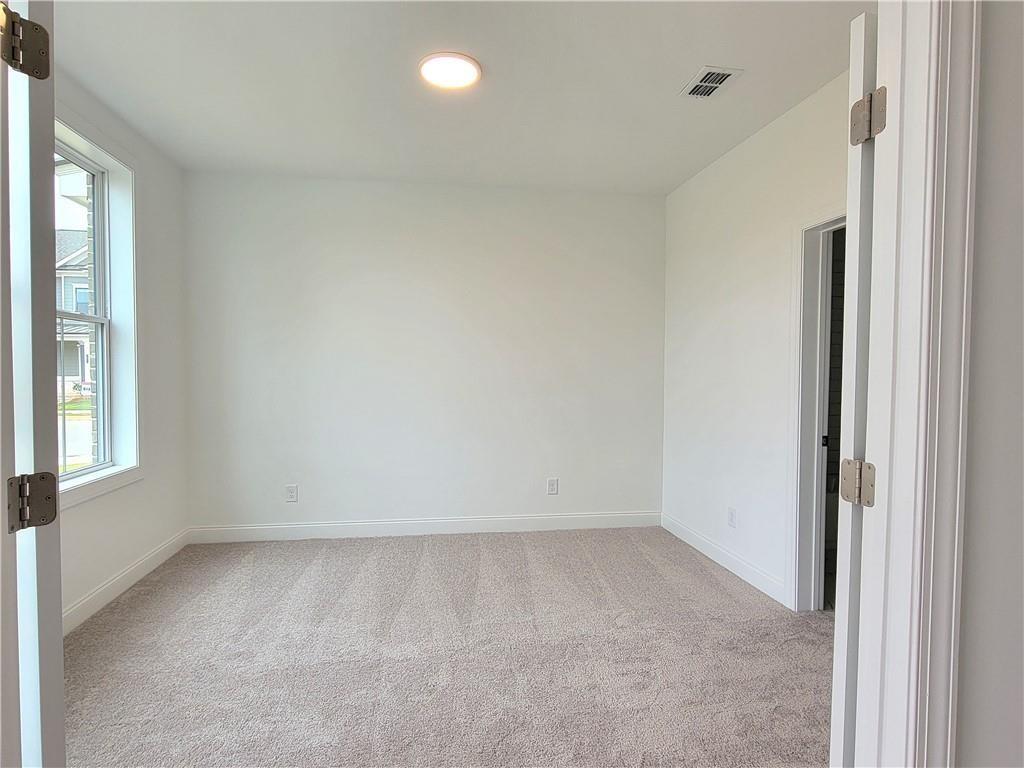 4802 Larkin Pass Buford, GA 30518 - Photo 2 of 20