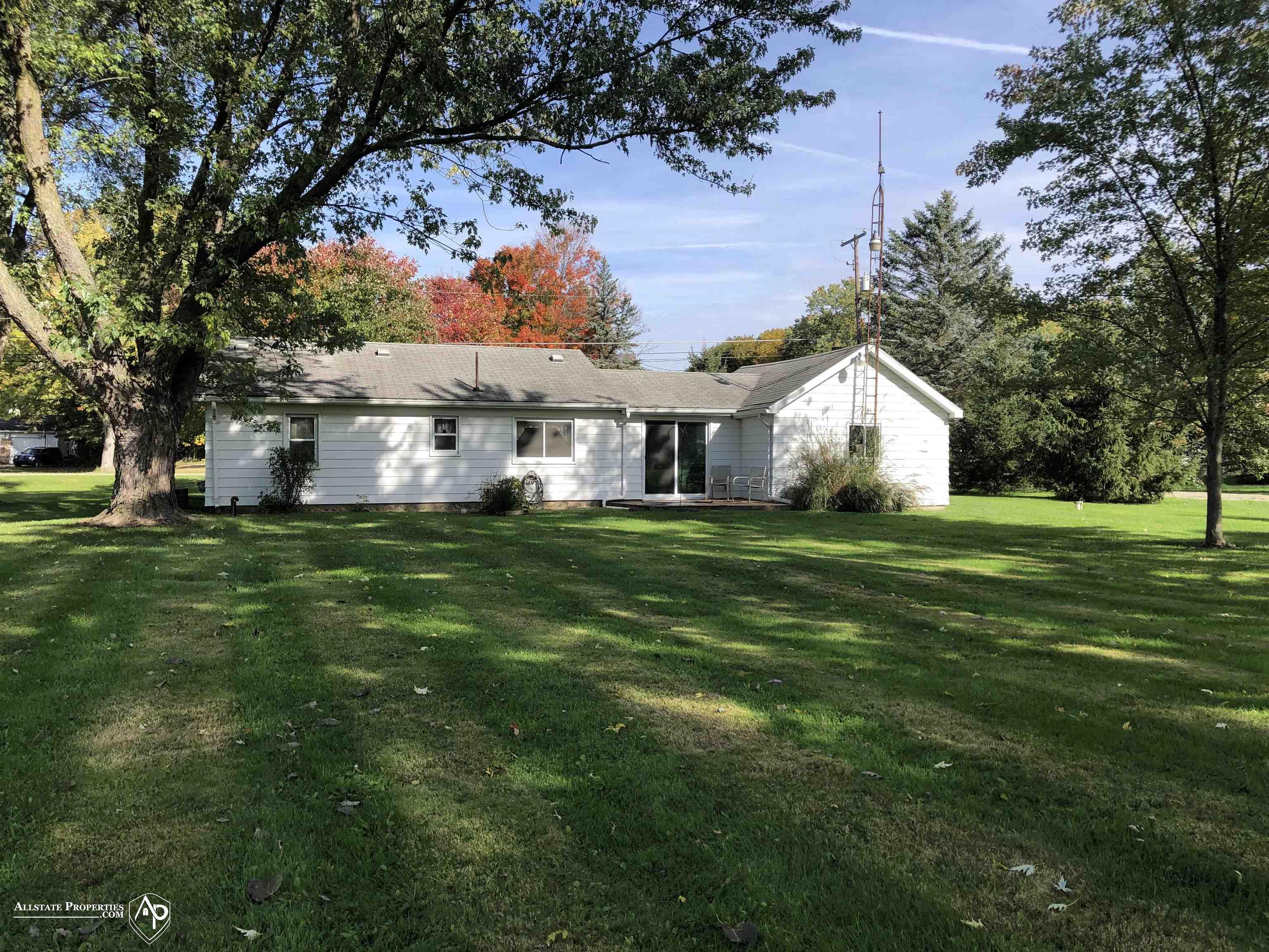 10386 Clark Road Davison, MI 48423 - Photo 3 of 15