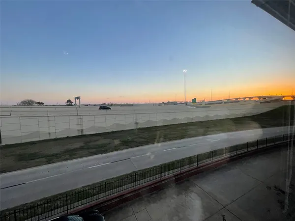 $1,850 | 7650 Springhill Street, Unit 401, Houston, TX 77021