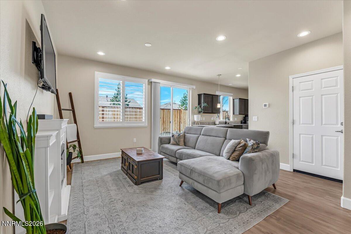 3651 Oaklawn Street Reno, NV 89512 - Photo 7 of 32 08-3651 Oaklawn St Reno NV 89512 (8 of 3