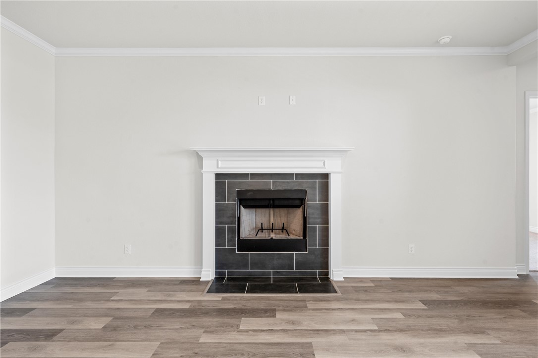 6402 Waggoner Court Temple, TX 76502 - Photo 5 of 30 a view of a livingroom with a fireplace