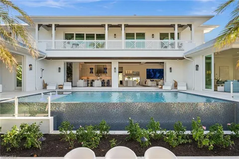 $8,000,000 | 506 Neapolitan Lane, Naples, FL 34103