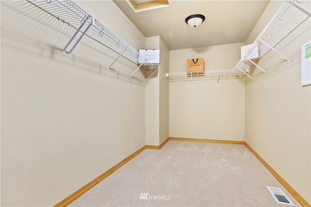 3301 172 Street Southeast Bothell, WA 98012 - Photo 23 of 36
