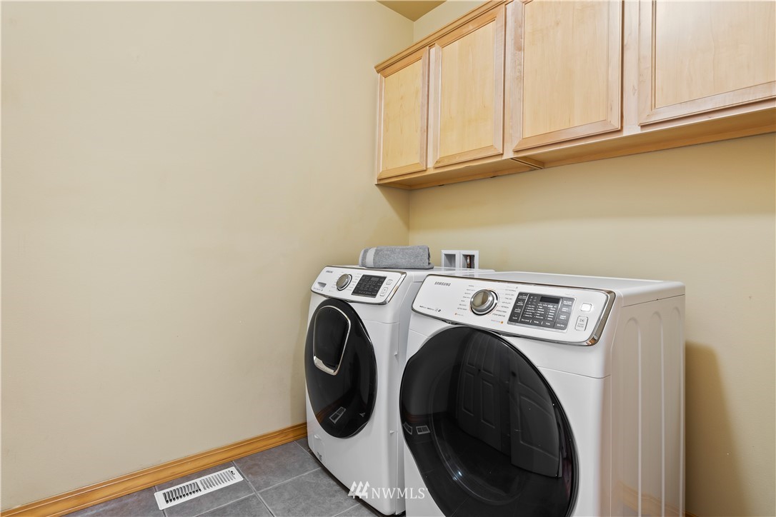 3301 172 Street Southeast Bothell, WA 98012 - Photo 29 of 36