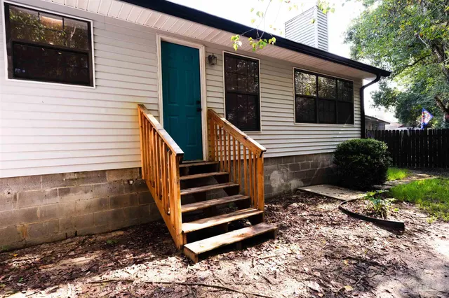 $1,595 | 1156 Signal Hill Lane, Pensacola, FL 32514