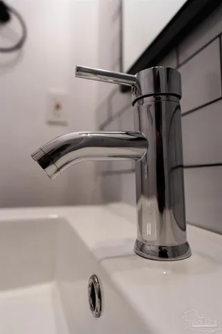 a close view of sink