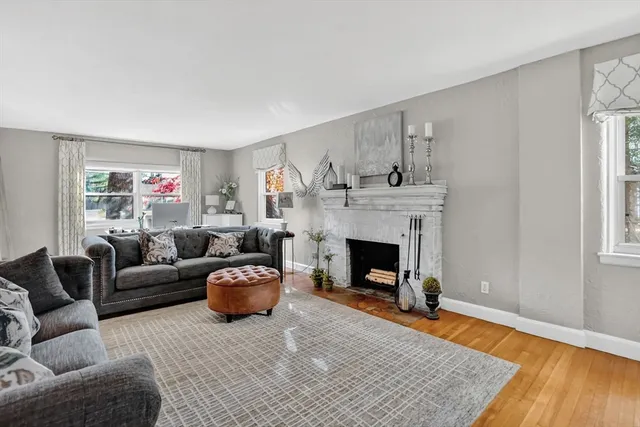 $3,995 | 350 Converse Street, Longmeadow, MA 01106